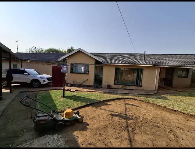 4 BEDROOM HOUSE FOR SALE IN BRAKPAN NORTH